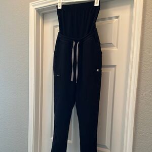 Figs maternity scrub pants